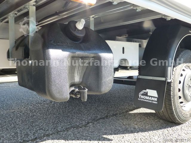 Curtain sider van RENAULT Pritsche Plane mit Schlafkabine hinten