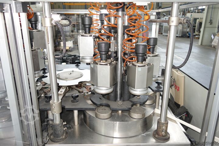 Zalomovač a nasazovač kapslí na sekt Robino & Galandrino Aufsetzer u. Anfalter