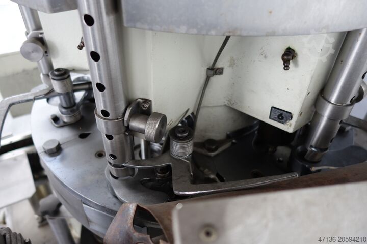 Zakorkowywarka do wina 6-głowicowa BERTOLASO DELTA 406