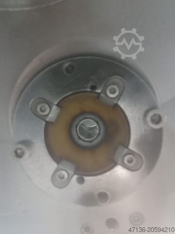 Zakorkowywarka do wina 6-głowicowa BERTOLASO DELTA 406