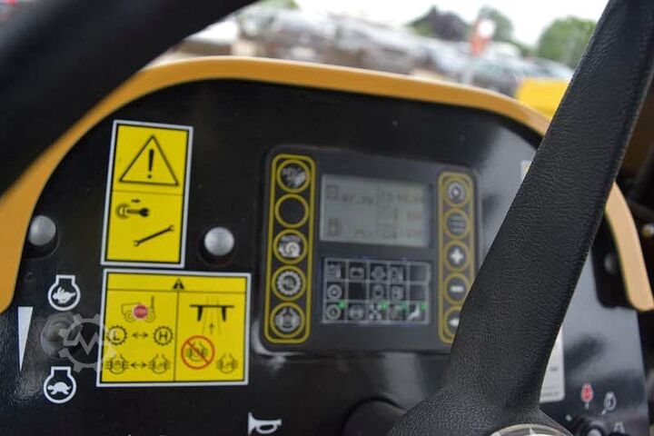 Tăietor de șanțuri Vermeer RTX 550