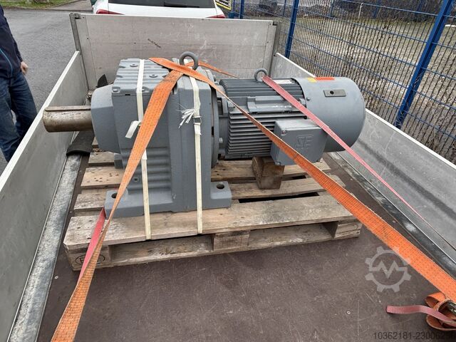 Motor electric SEW-EURODRIVE R137