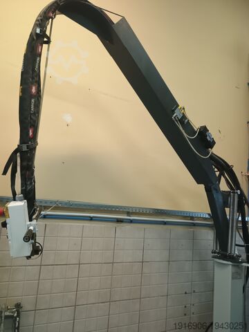 Mașină de prelucrare a poliuretanului CANNON AP30