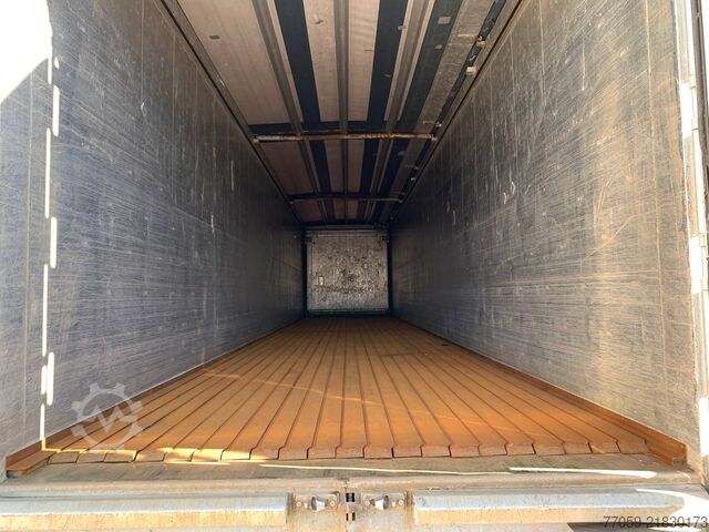 Semirreboque com piso móvel SCHWARZMÜLLER STAHLBODEN / STEEL-FLOOR  (4X)