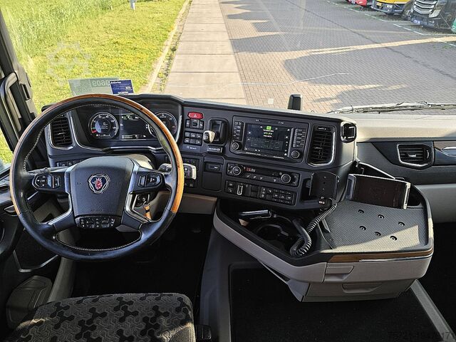 Standaard trekker SCANIA R540 6X2 RET. ADR PTO