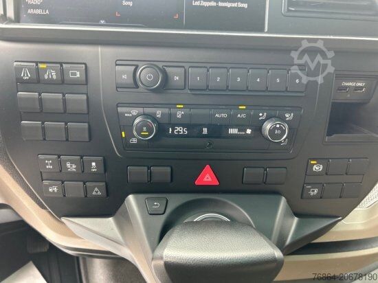 Standardni tegljač MAN TGX 18.510 4X2, E6, INTARDER, FULL-AIR, BIG DISPLAY, LEATHER