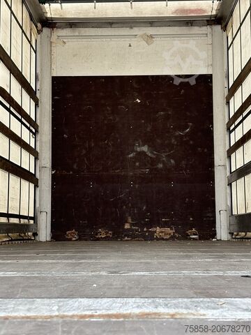 Scambio di carrozzeria con piattaforma e telone Krone Jumbo 3m Innenhöhe Hubdach Edscha