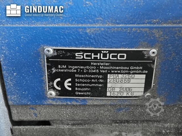 Dikey işleme merkezi SCHÜCO PBA 3250