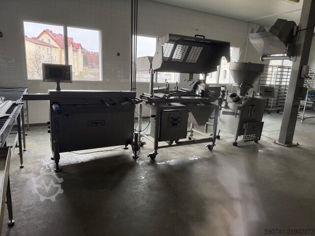 Dolum makinesi + şekillendirici + separatör Kompletna linia do produkcji hamburgerów Roobot 500 + FM250 + SC261