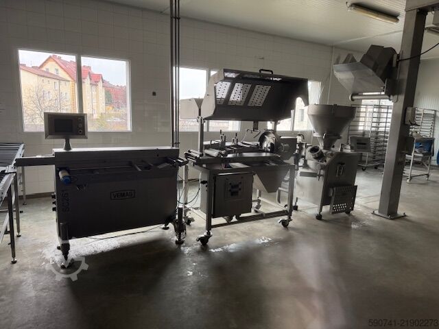 Dolum makinesi + şekillendirici + separatör Kompletna linia do produkcji hamburgerów Roobot 500 + FM250 + SC261