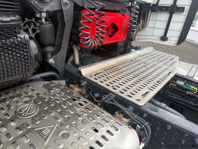 Cap tractor standard IVECO Stralis S-WAY AS440S48T/P Standklima Retarder