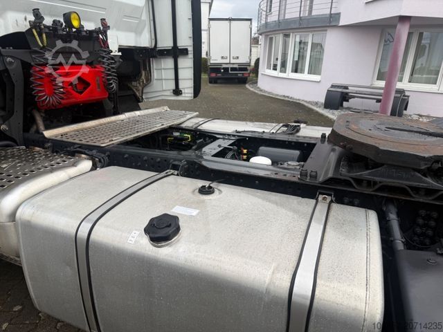 Cap tractor standard IVECO Stralis S-WAY AS440S48T/P Standklima Retarder