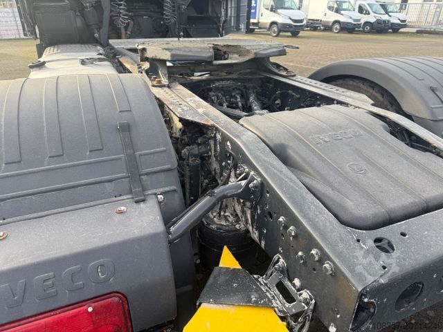 Cap tractor standard IVECO Stralis S-WAY AS440S48T/FP Standklima Retarder