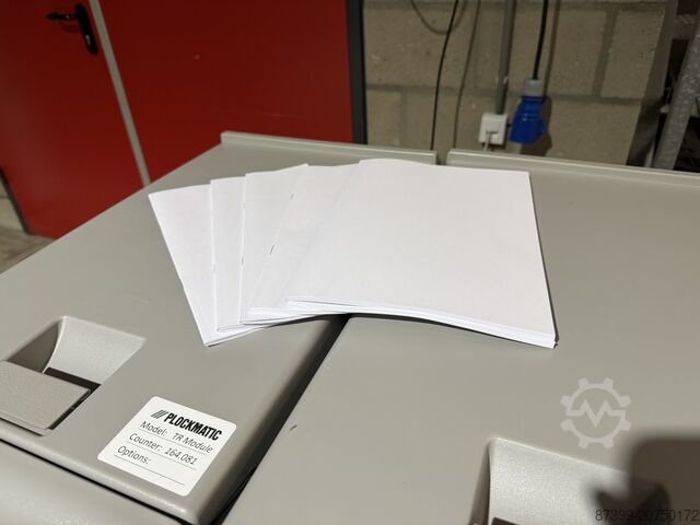 Document finishing system Plockmatic PBM350