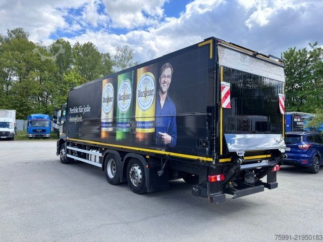 Drankentruck MERCEDES-BENZ Antos 3-Achser MB 2533 mit Geränkekoffer und LBW