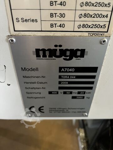 Centro de mecanizado CNC de 4 ejes + accesorios Müga A7040