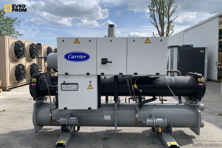 Chladič Used Industrial Chiller CARRIER - 449 kW | With warranty
