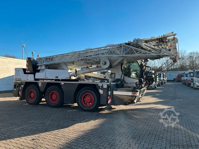 Truck mounted crane LIEBHERR Mobilkran LTC 1050-3.1 50t Kran hat nur 3300 h