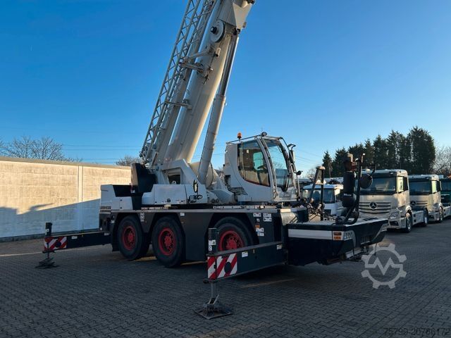 Truck mounted crane LIEBHERR Mobilkran LTC 1050-3.1 50t Kran hat nur 3300 h
