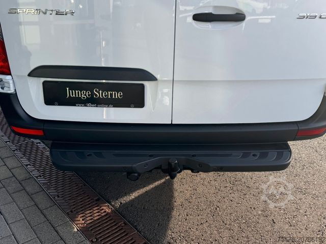 Kastenwagen hoch MERCEDES-BENZ Sprinter 319 CDI 4325 Klima Kamera AHK
