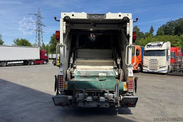 Vuilniswagen SCANIA P310 4x2 Ochsner