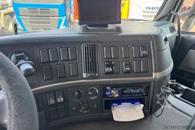 Koelwagen VOLVO FM-260 4x2 Koffer