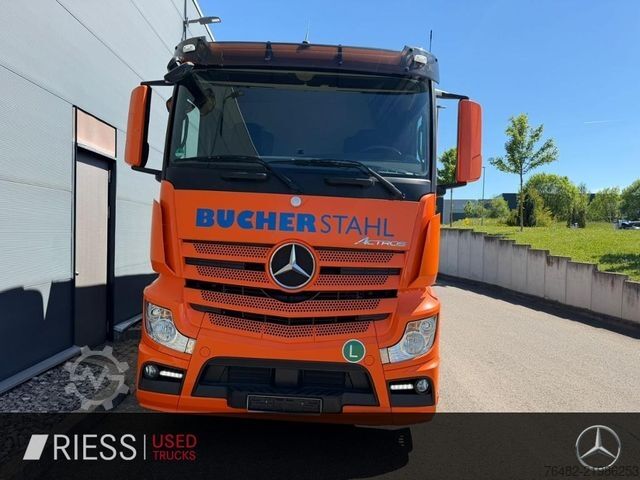 Samochód dostawczy z plandeką MERCEDES-BENZ Mercedes Benz 3 Achser 6x2 AUT LM