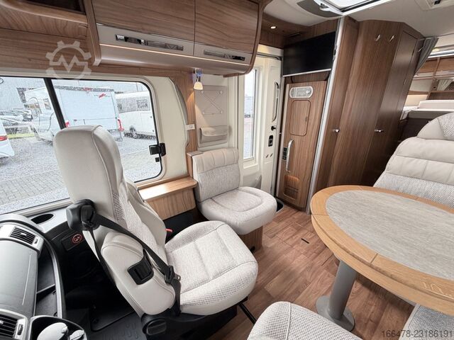 Ολοκληρωμένο αυτοκινούμενο τροχόσπιτο HYMER/ERIBA B 588 PremiumLine *Einzelbetten-1.Hand*