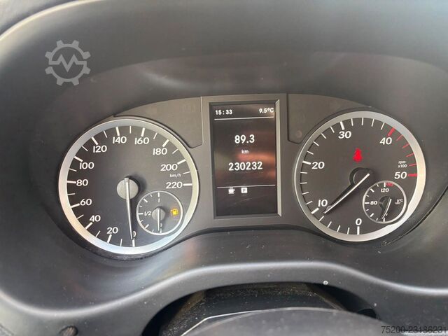 Furgoneta MERCEDES-BENZ Vito 111 CDI Kasten Lang/ Klima / PDC /