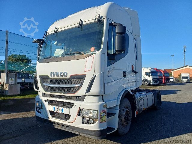 Standard dragbil IVECO 440S51