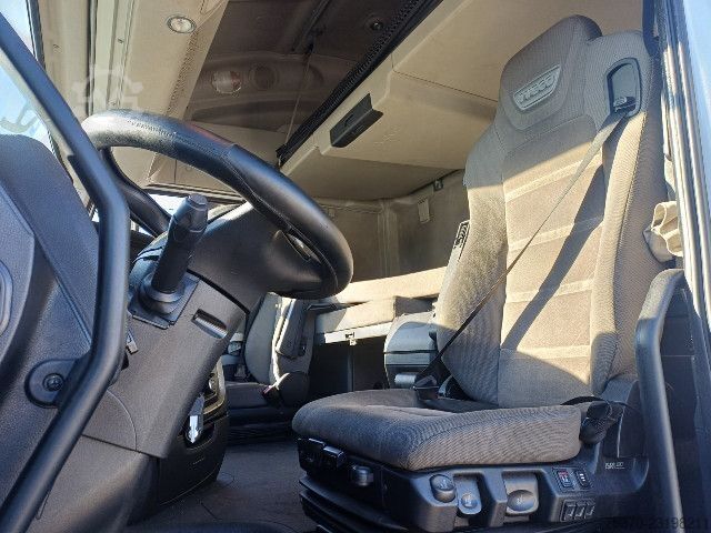 Standard dragbil IVECO 440S51