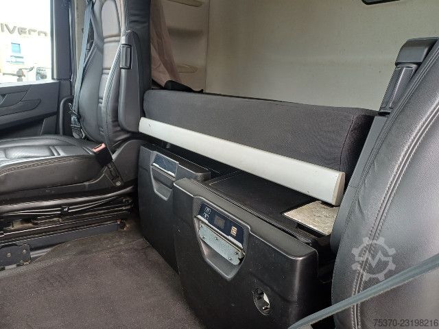 Lastbil med utbytbar kaross IVECO S-WAY AS260S48Y/FS