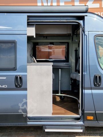 Camper PÖSSL Summit Shine 640 Automat Premium Lithium Markise