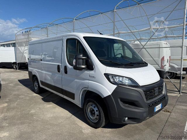 Bestelwagen Fiat DUCATO 33 MH1