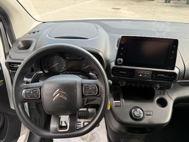 Κλειστό βαν Citroen BERLINGO M CLUB 130 EAT 8