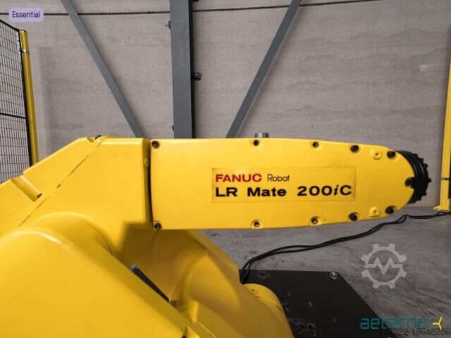 Repasovaný průmyslový robot — záruka 1 rok FANUC LR Mate 200iC