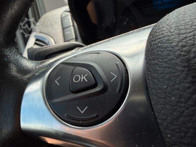 Minibus FORD Transit Custom 2.0 TdCi L1H1 9Sitze Motor Defect