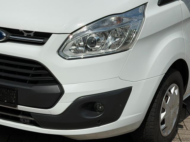 Minibus FORD Transit Custom 2.0 TdCi L1H1 9Sitze Motor Defect