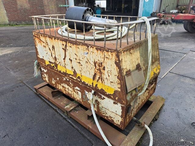 Chladicí kompresor DEUTZ F2L912