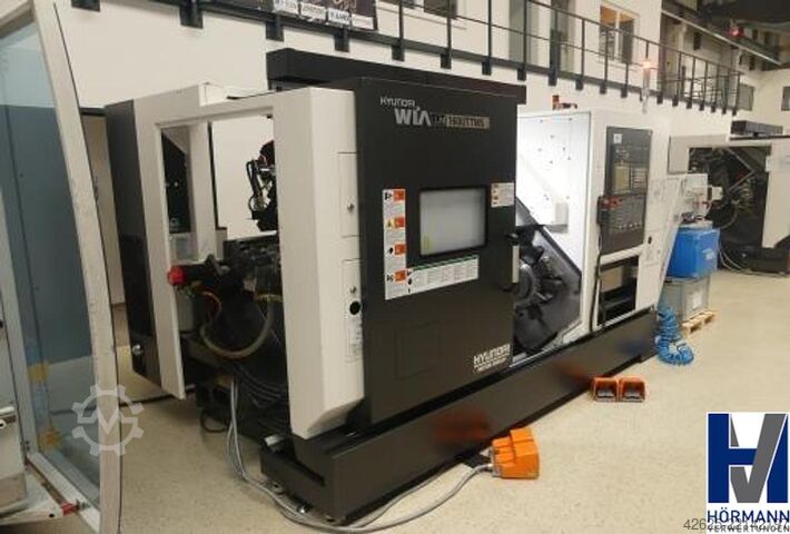Centro di tornitura e fresatura CNC Hyundai LM 1600 TTSM