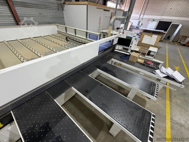 Coladeira de bordas HOMAG SAWTEQ S-300, CNC