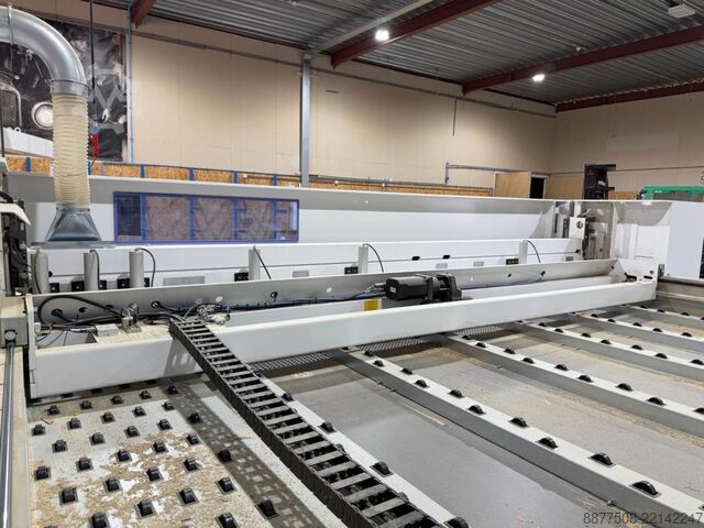 Coladeira de bordas HOMAG SAWTEQ S-300, CNC