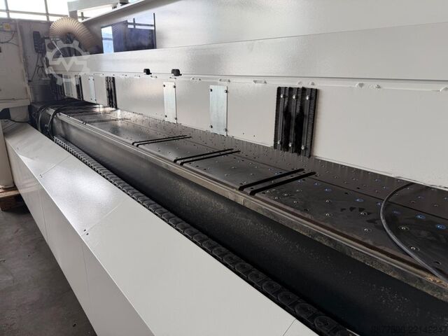 Coladeira de bordas HOMAG SAWTEQ S-300, CNC