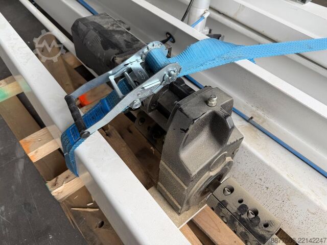 Coladeira de bordas HOMAG SAWTEQ S-300, CNC