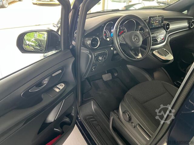 Minibusz Mercedes-Benz V 220 d Lang Edition Sportpaket ILS AHK RFK 7SIt