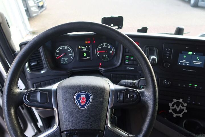 Resväska Scania P280 4x2 Bak + Dhollandia Klep 2000 KG