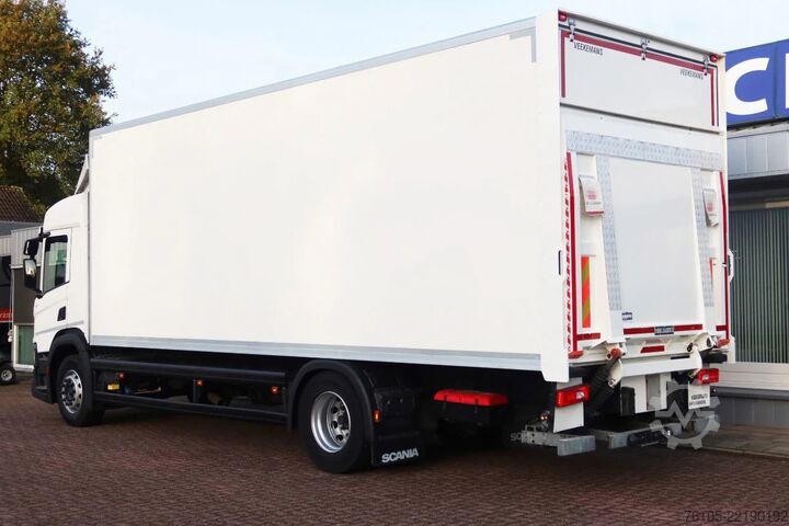Resväska Scania P280 4x2 Bak + Dhollandia Klep 2000 KG