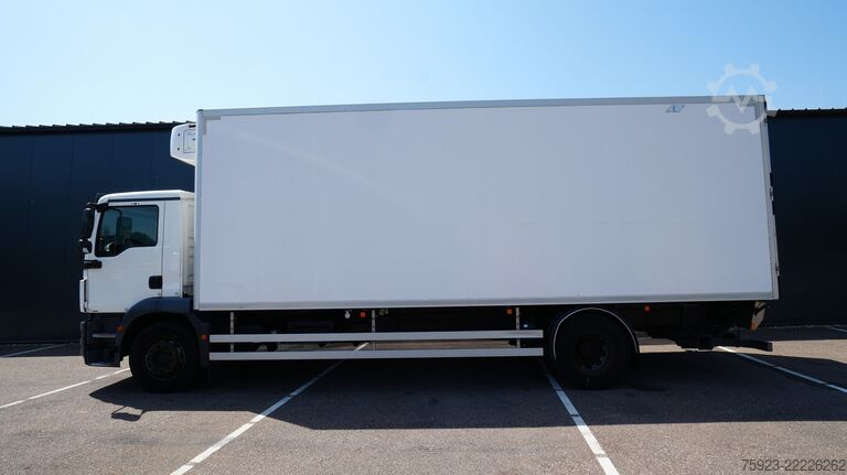 Transporte refrigerado/congelado MAN TGM 19.250 Frigo truck with CARRIER SUPRA 850