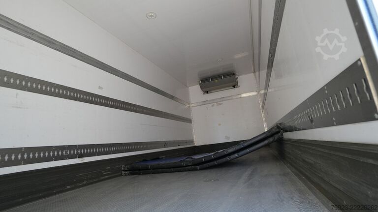 Transporte refrigerado/congelado MAN TGM 19.250 Frigo truck with CARRIER SUPRA 850