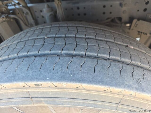 Standardni tegljač IVECO Stralis 480 S-Way, 2 Kreishydr.,Wartungsvertrag